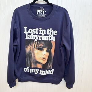 Taylor Swift 1989 Navy Blue “Lost in the Labyrinth of My Mind” Sweatshirt XL